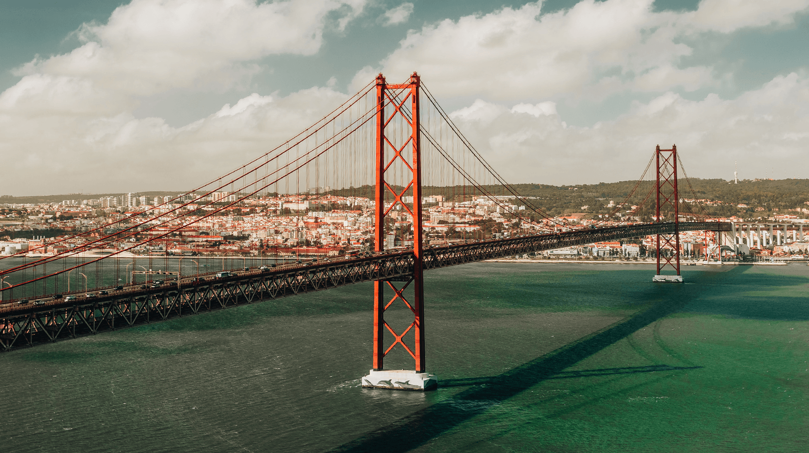 we-re-building-bridges-lisbon